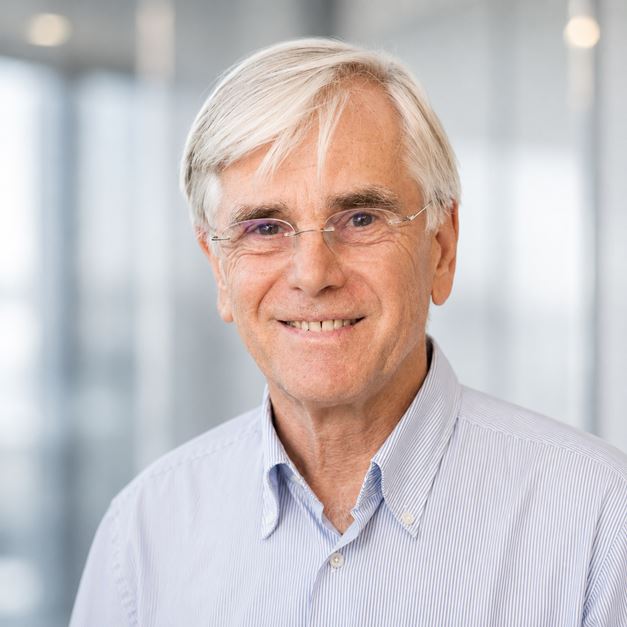 Dr. Georg Lexer